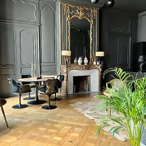 Appartement Luxueux 2 Pieces 65m2 Particulier Xvii Ieme Siecle-centre Historique, Clermont-Ferrand